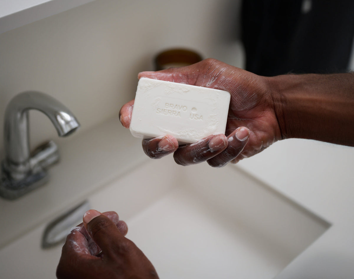FACE & BODY CLEANSING BAR